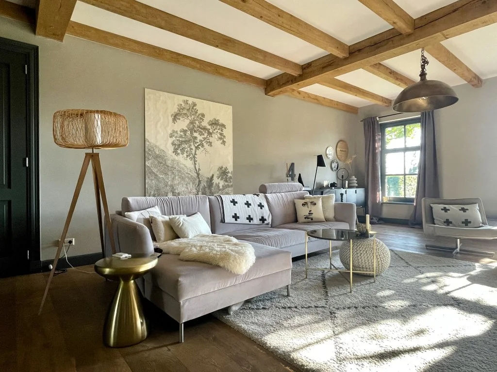 geblurde versie van de foto als achtergrond