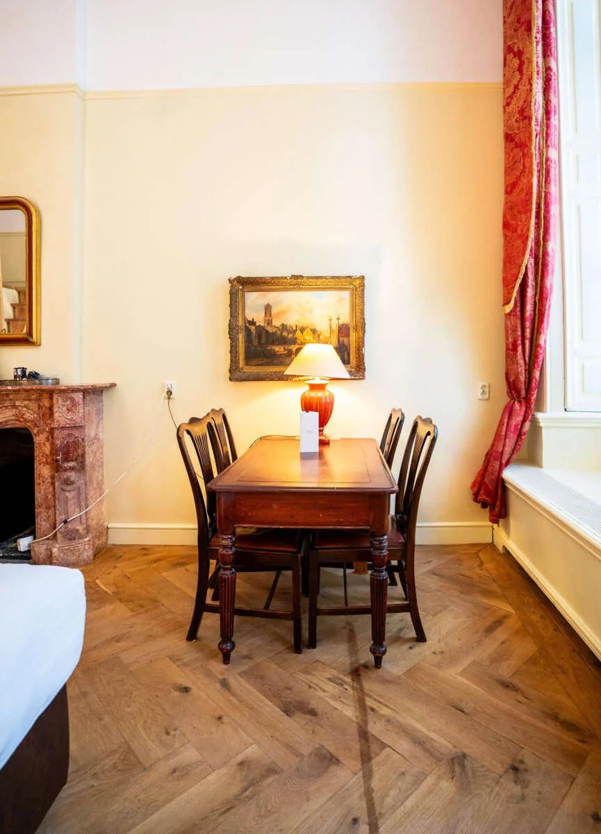 geblurde versie van de foto als achtergrond