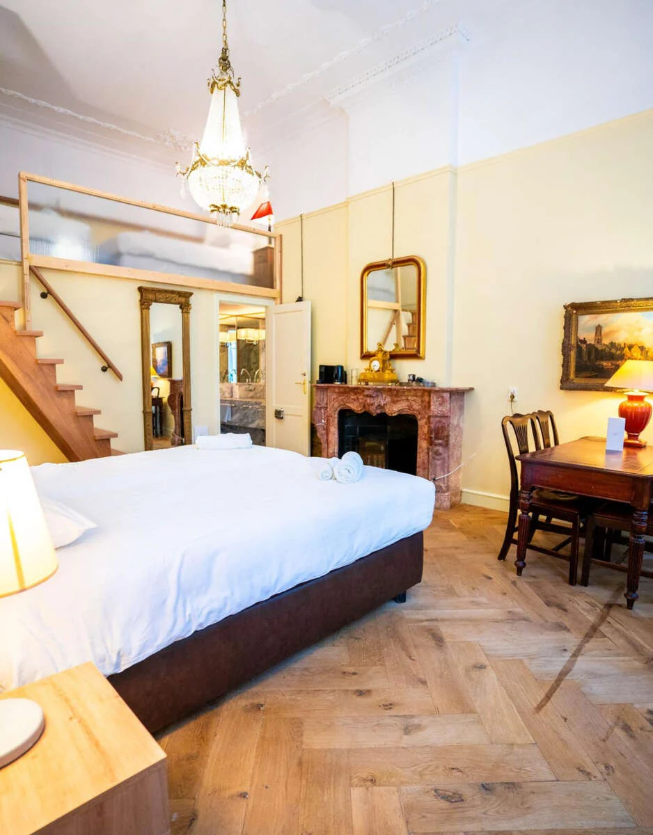 geblurde versie van de foto als achtergrond