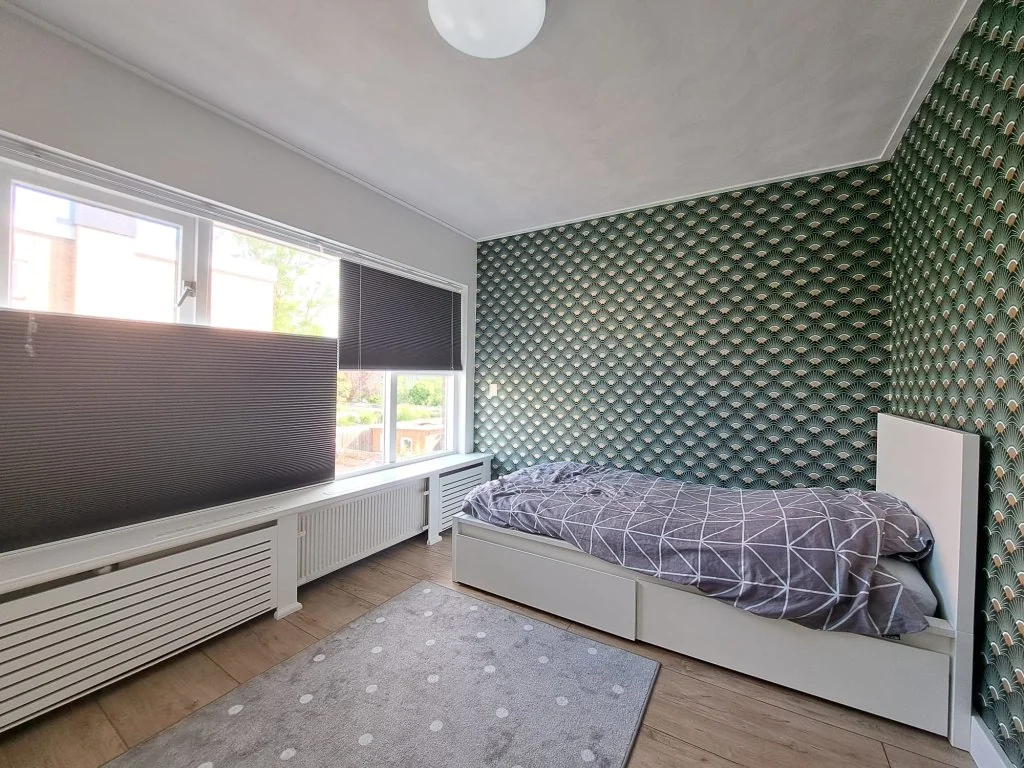 geblurde versie van de foto als achtergrond