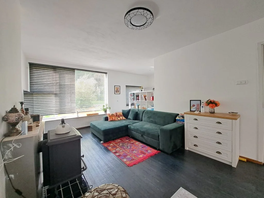 geblurde versie van de foto als achtergrond