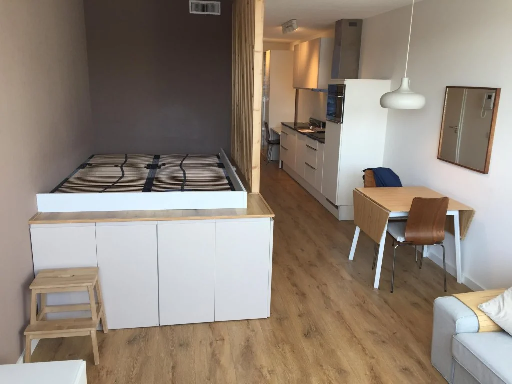 geblurde versie van de foto als achtergrond