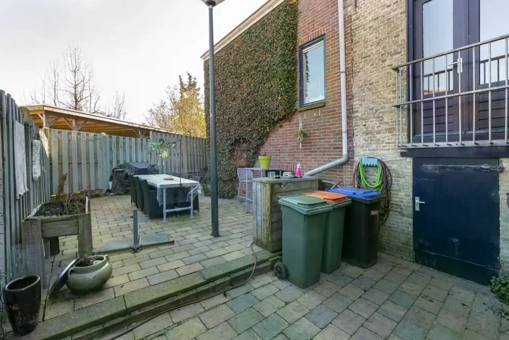 Foto van de Appartement gelegen aan de Hoogstraat in Standdaarbuiten