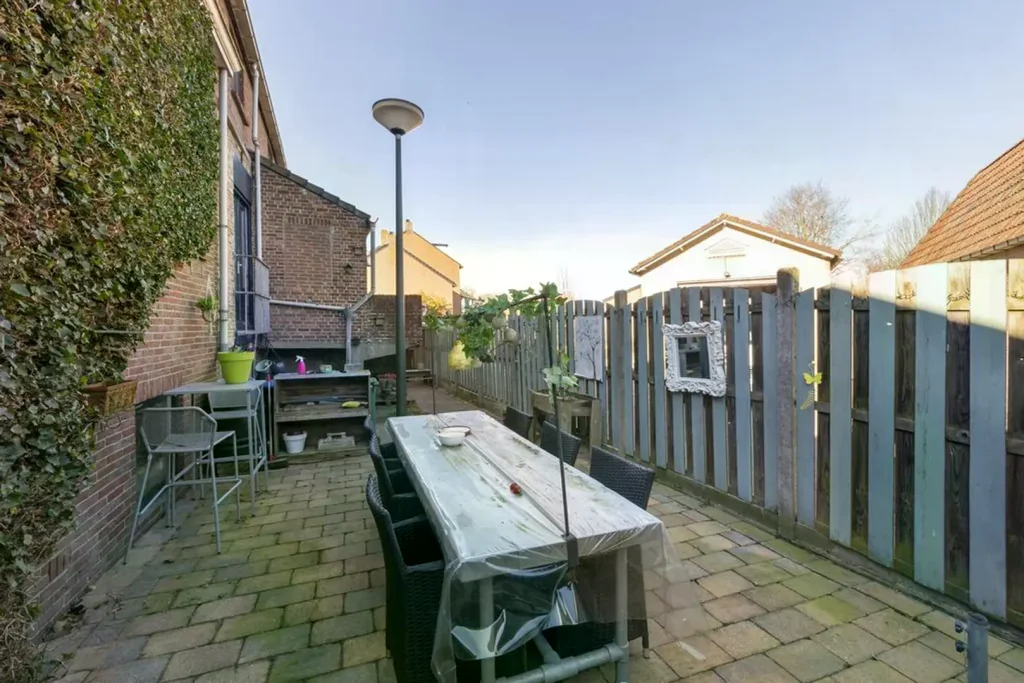 Foto van de Appartement gelegen aan de Hoogstraat in Standdaarbuiten