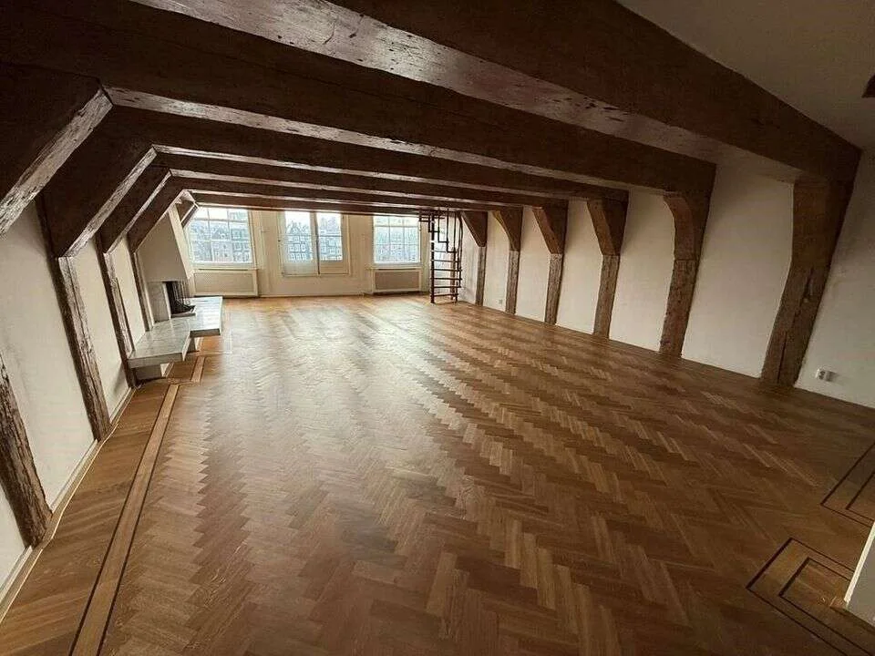 Foto van de Appartement gelegen aan de Damrak in Amsterdam