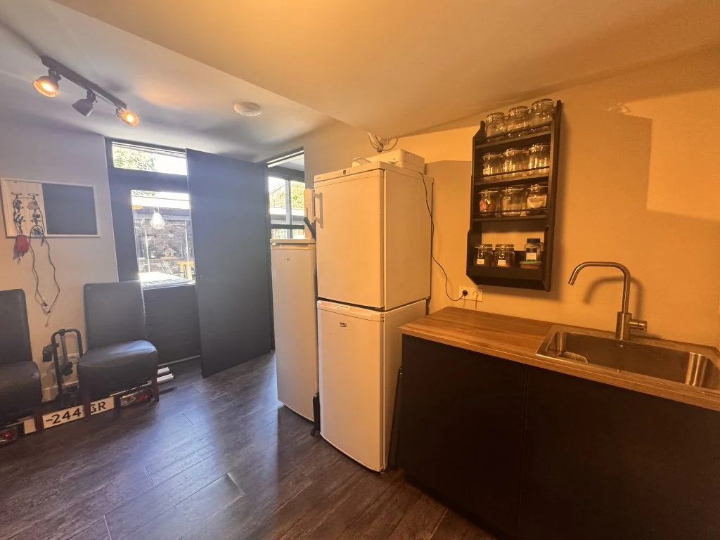 geblurde versie van de foto als achtergrond