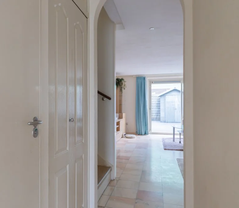 geblurde versie van de foto als achtergrond