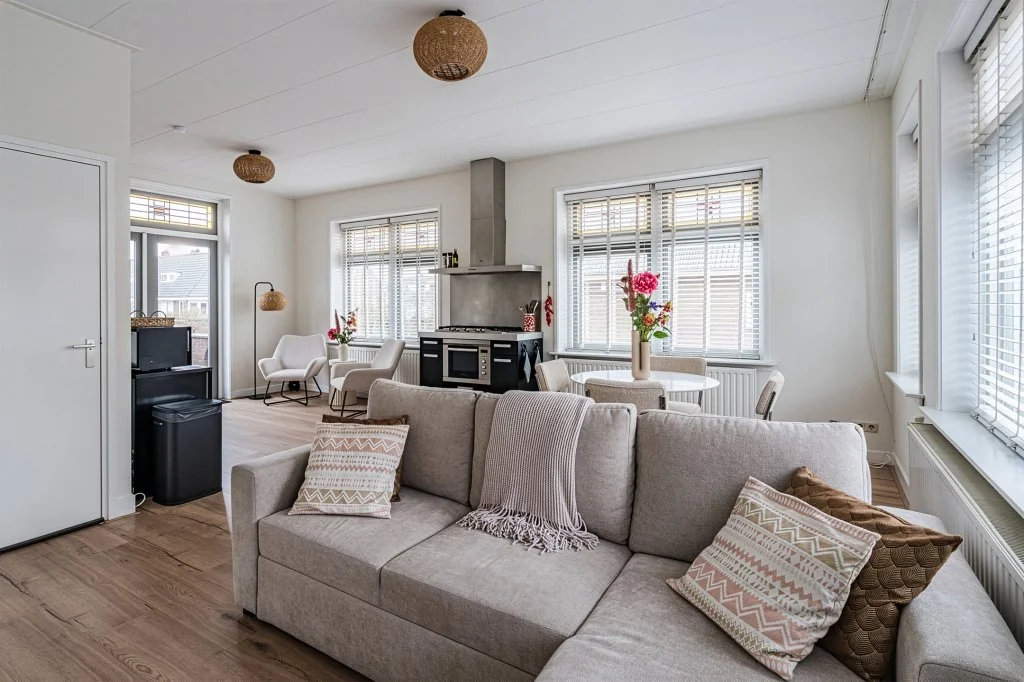 geblurde versie van de foto als achtergrond