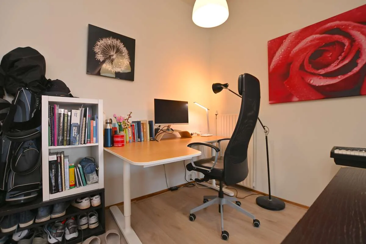 geblurde versie van de foto als achtergrond