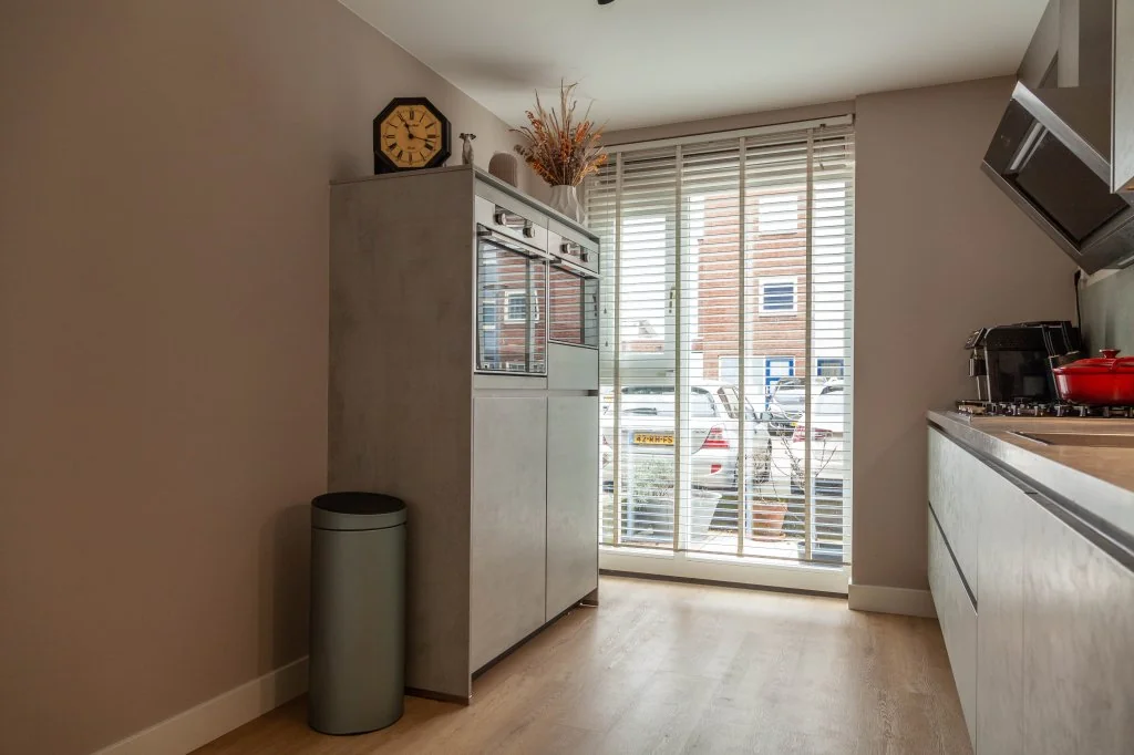 geblurde versie van de foto als achtergrond