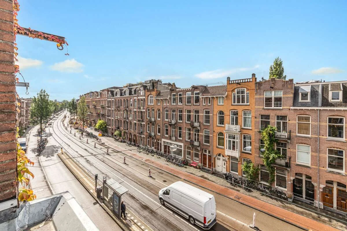 Foto van de Appartement gelegen aan de Admiraal De Ruijterweg in Amsterdam