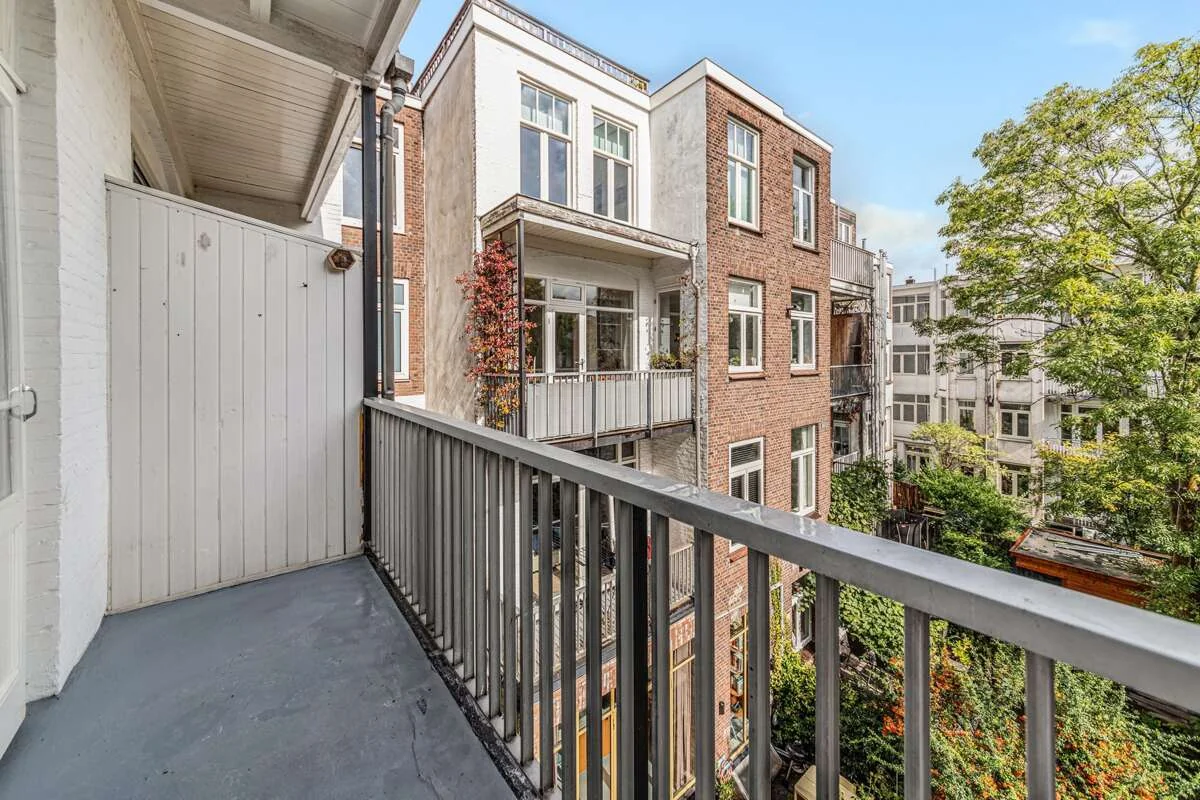 Foto van de Appartement gelegen aan de Admiraal De Ruijterweg in Amsterdam