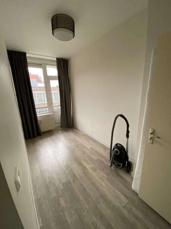 Foto van de Appartement gelegen aan de Mariniersweg in Rotterdam