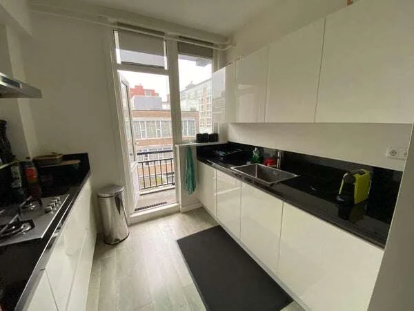 Foto van de Appartement gelegen aan de Mariniersweg in Rotterdam