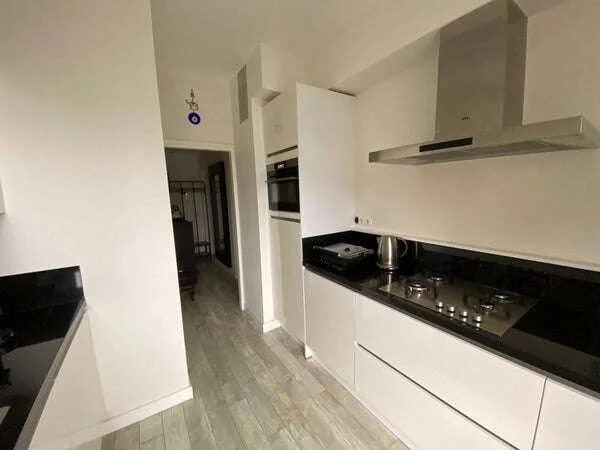 Foto van de Appartement gelegen aan de Mariniersweg in Rotterdam