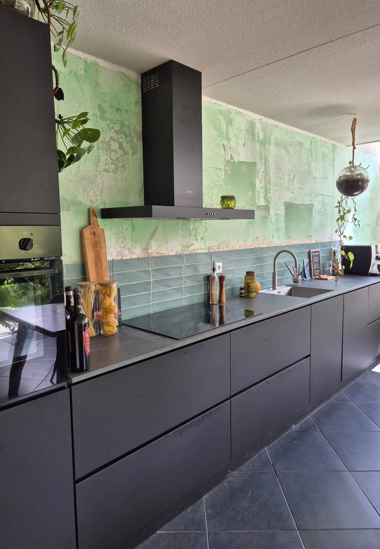 geblurde versie van de foto als achtergrond