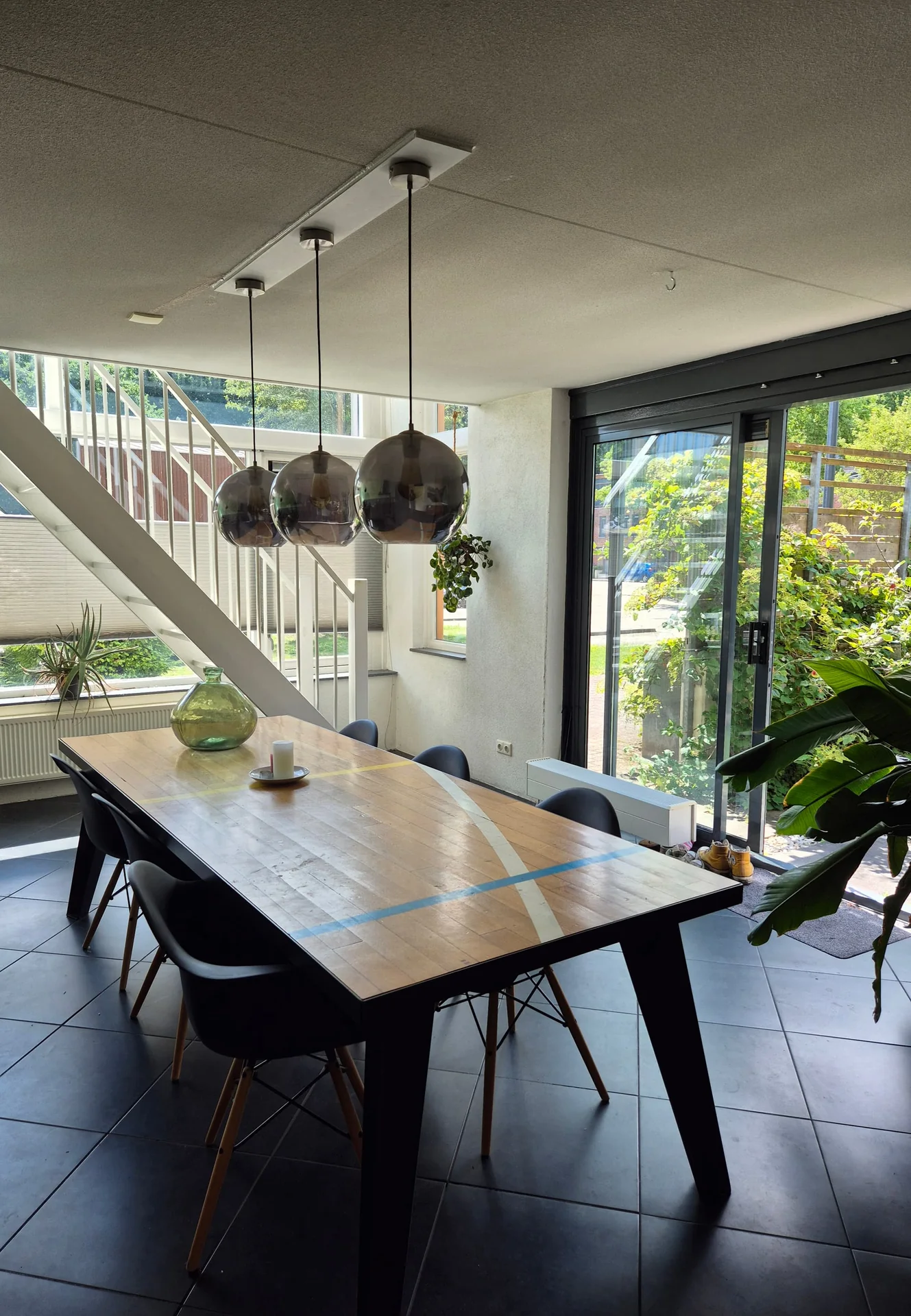 geblurde versie van de foto als achtergrond