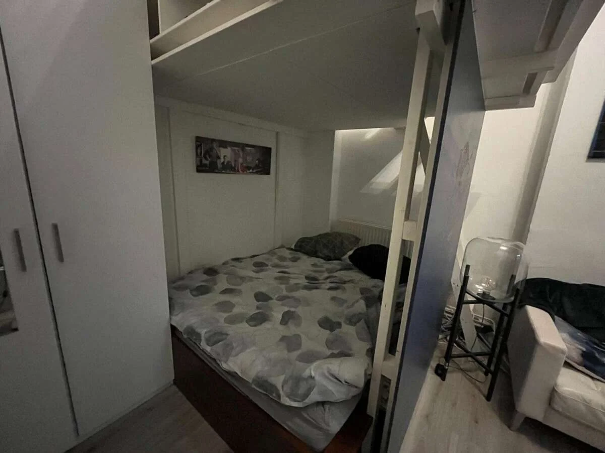 geblurde versie van de foto als achtergrond