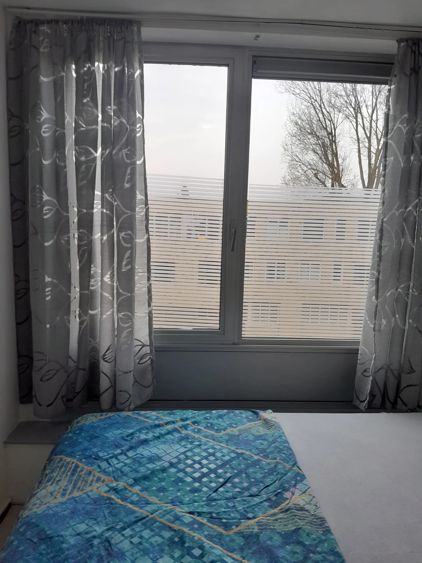 Foto van de Kamer gelegen aan de De Leeuw van Vlaanderenstraat in Amsterdam