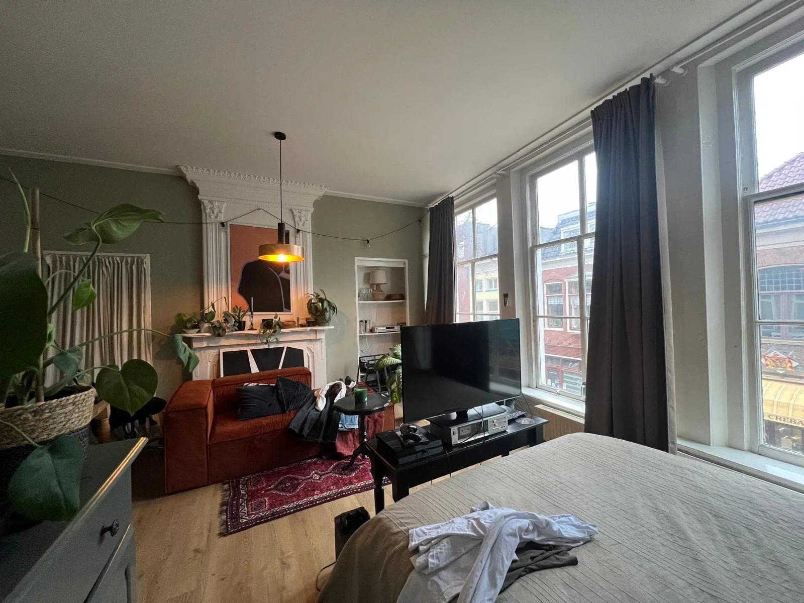 geblurde versie van de foto als achtergrond