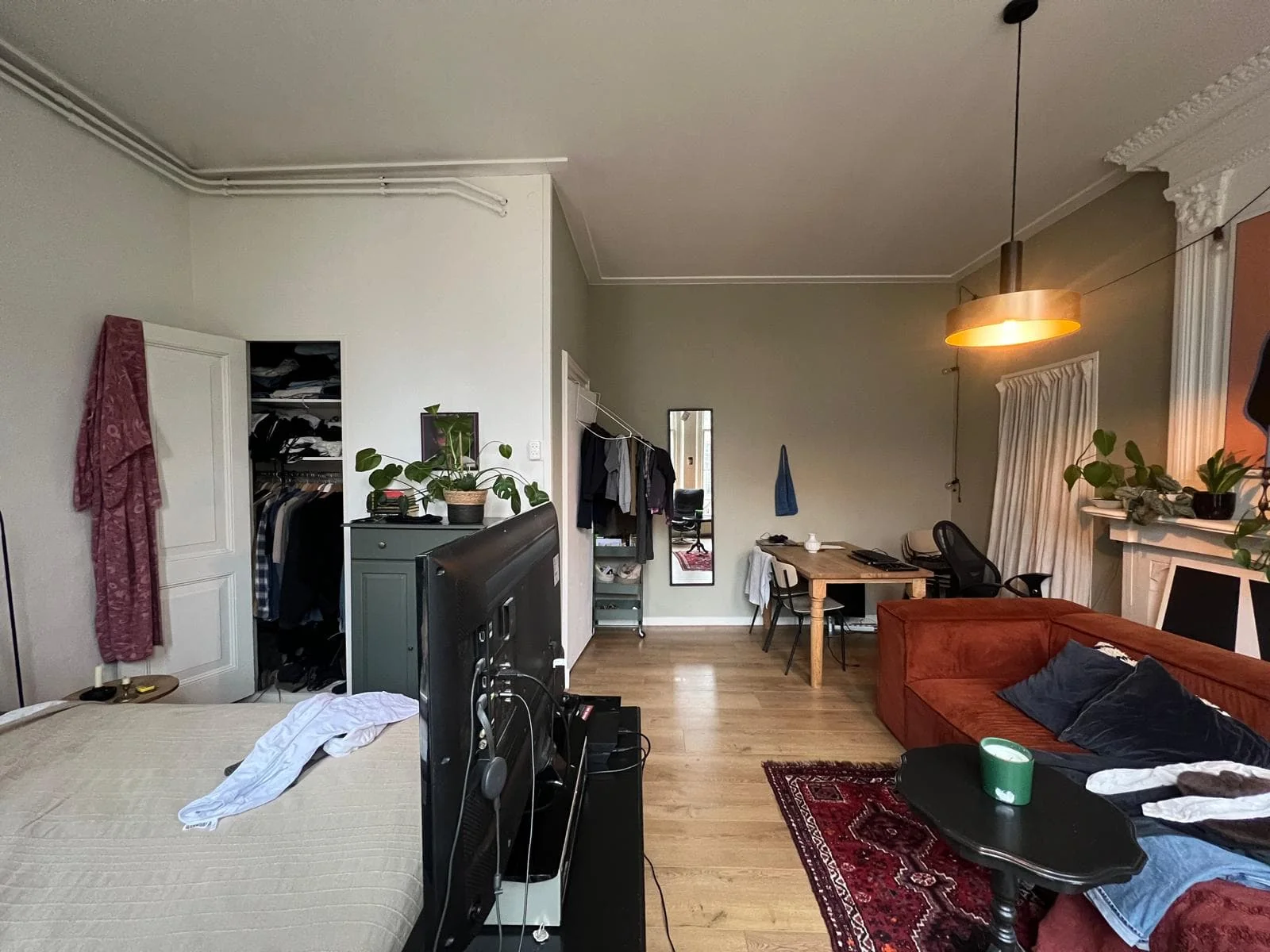 geblurde versie van de foto als achtergrond