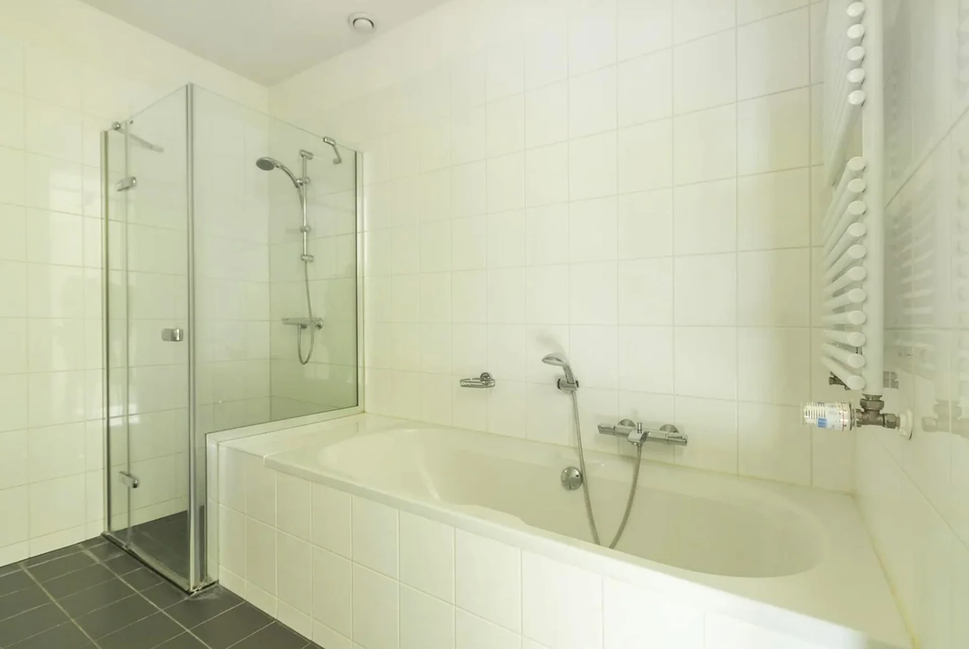 Foto van de Appartement gelegen aan de Emmy Andriessestraat in Amsterdam