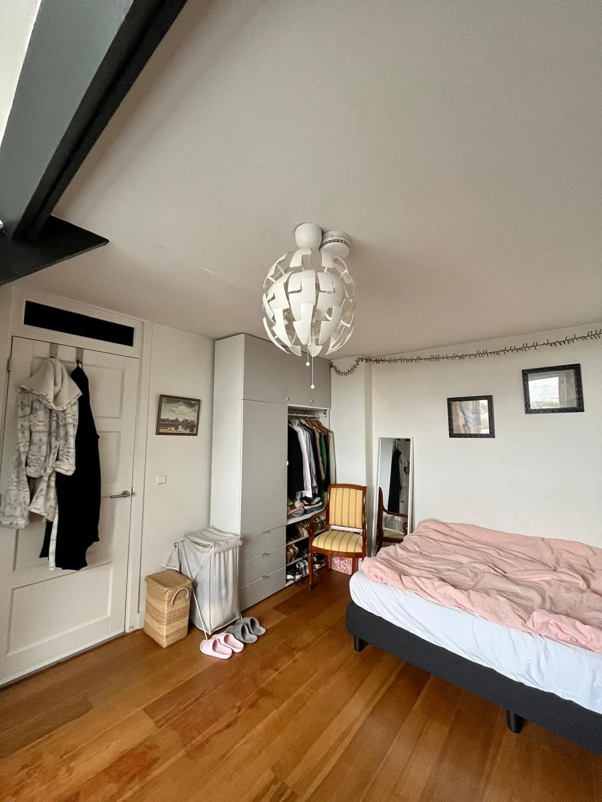 Foto van de Kamer gelegen aan de Rochussenstraat in Rotterdam