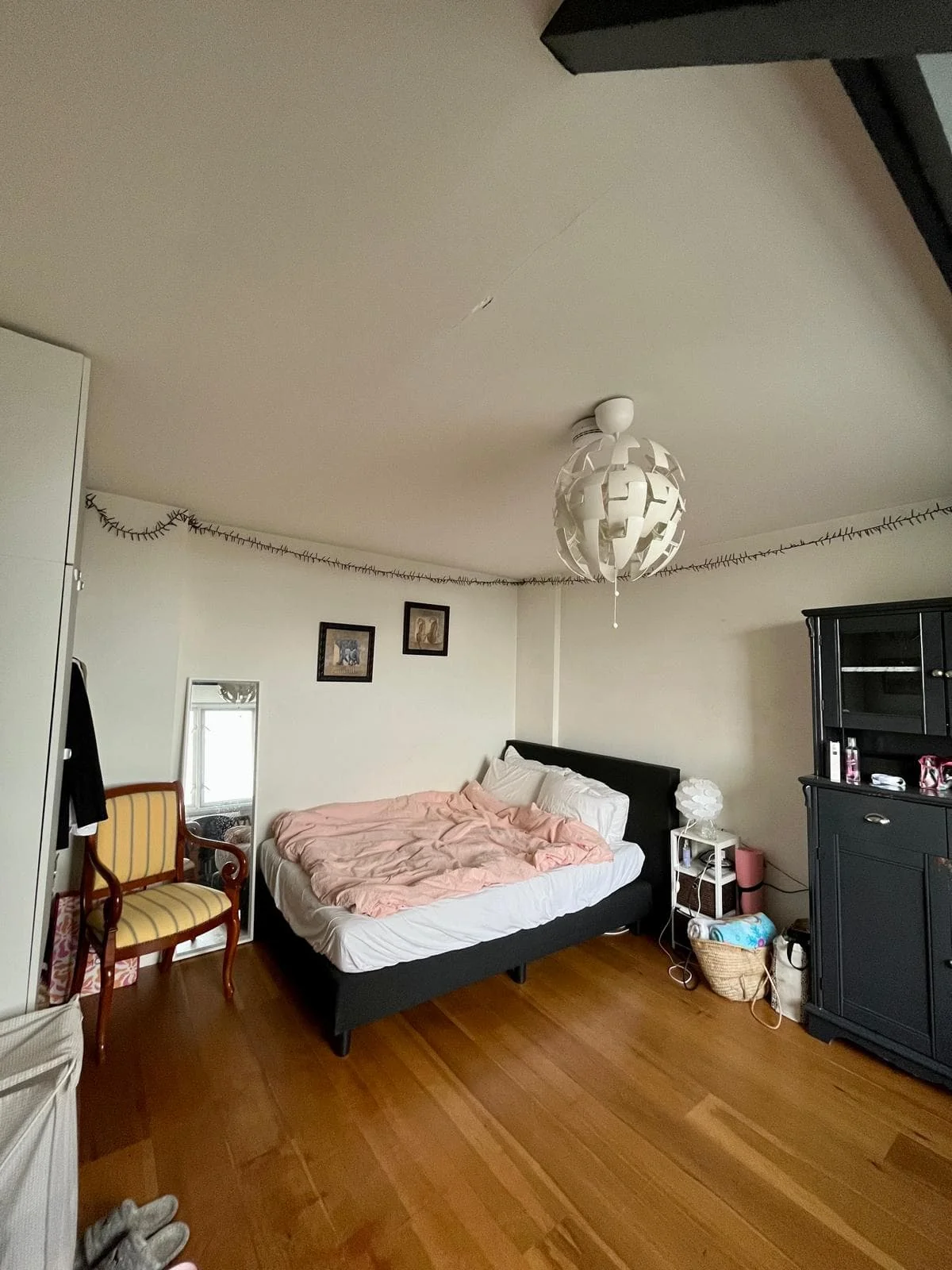 Foto van de Kamer gelegen aan de Rochussenstraat in Rotterdam