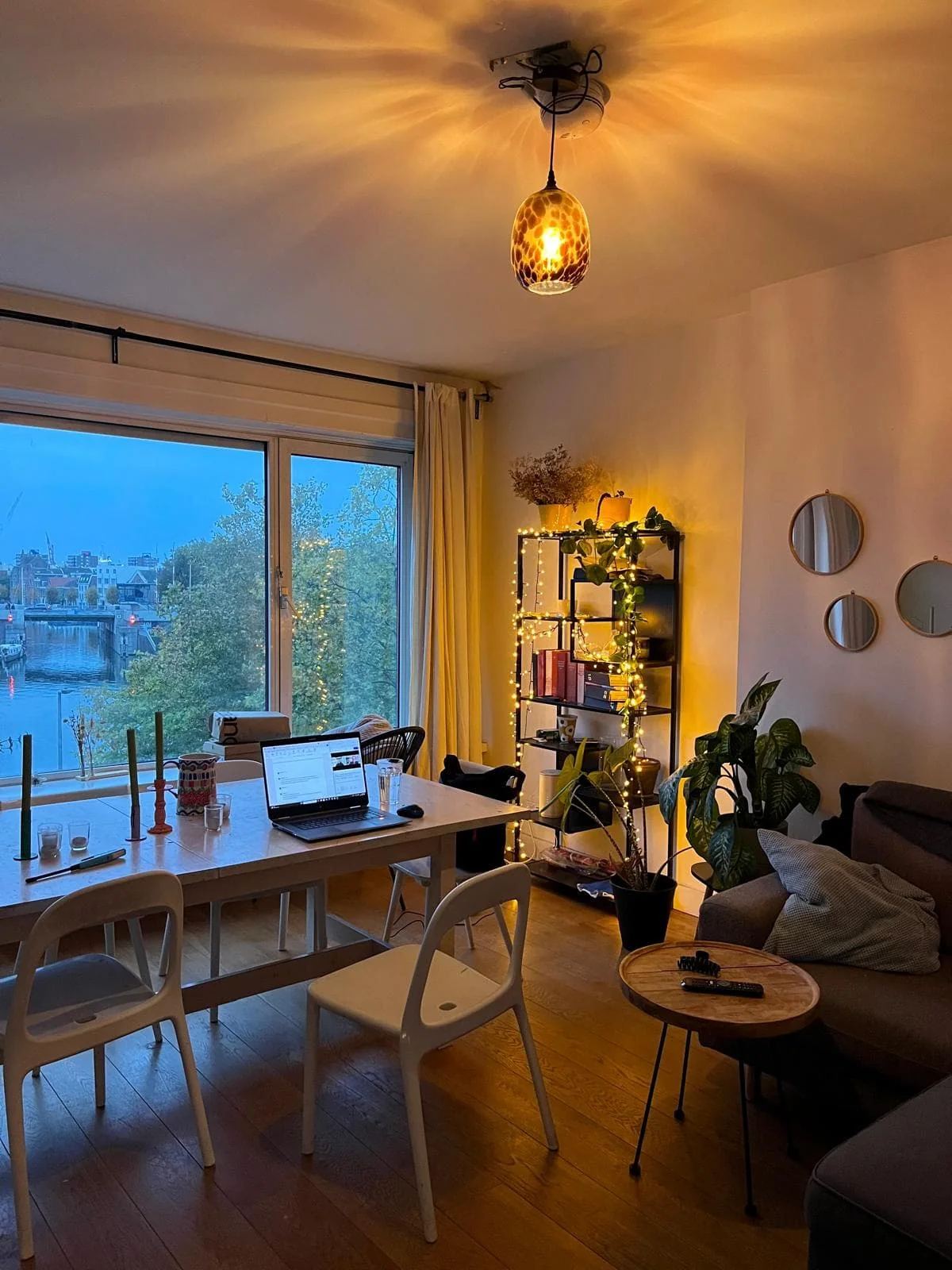 Foto van de Kamer gelegen aan de Rochussenstraat in Rotterdam