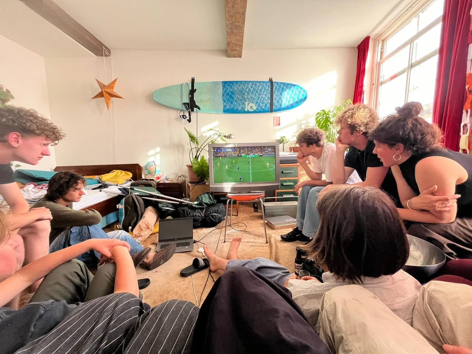 geblurde versie van de foto als achtergrond