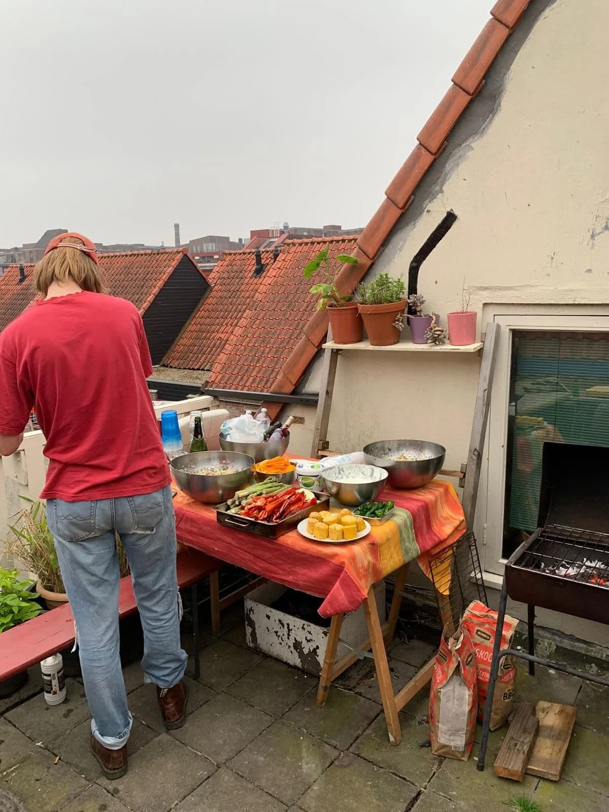 geblurde versie van de foto als achtergrond