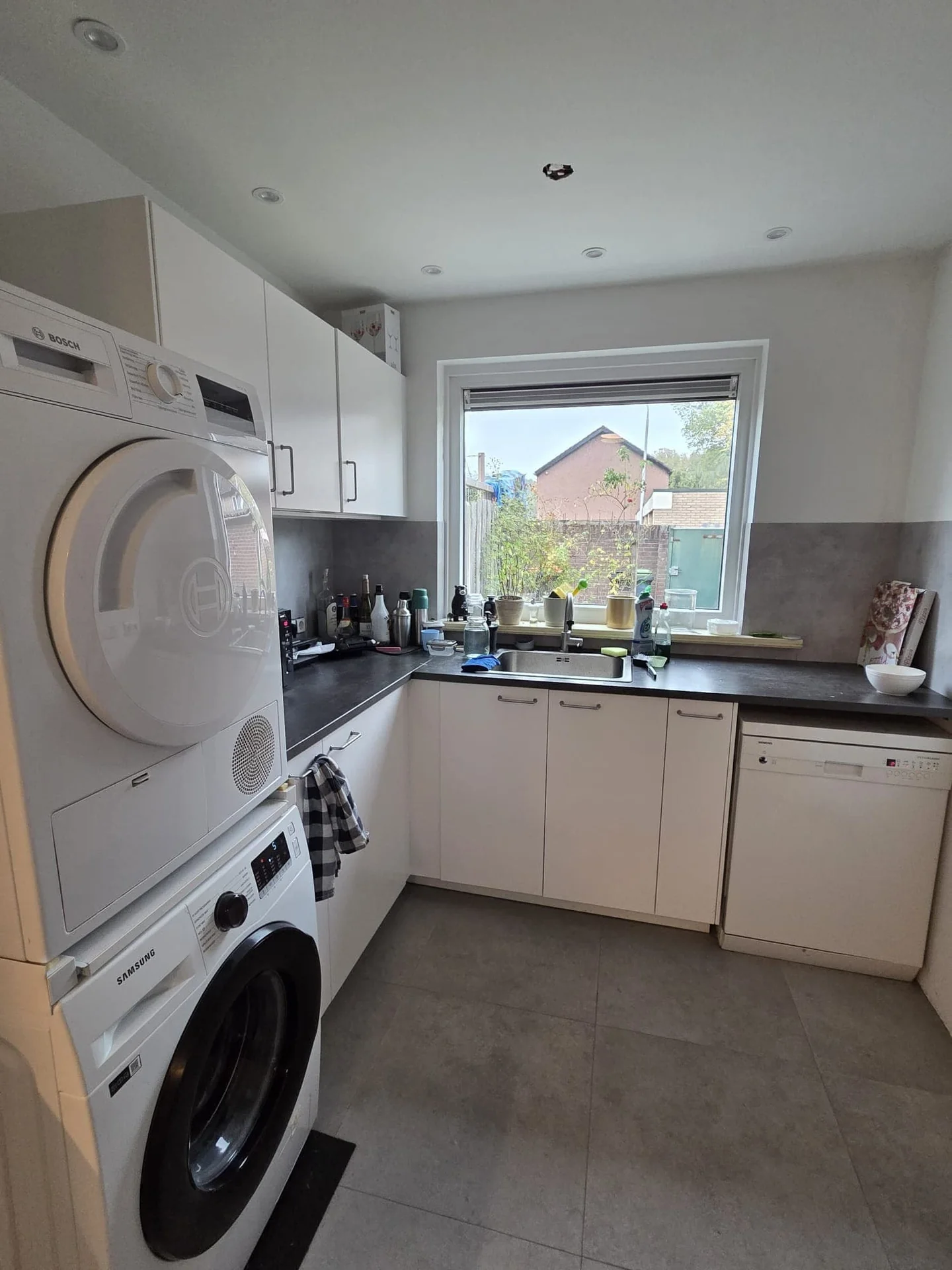 Foto van de Kamer gelegen aan de Juralaan in Tilburg