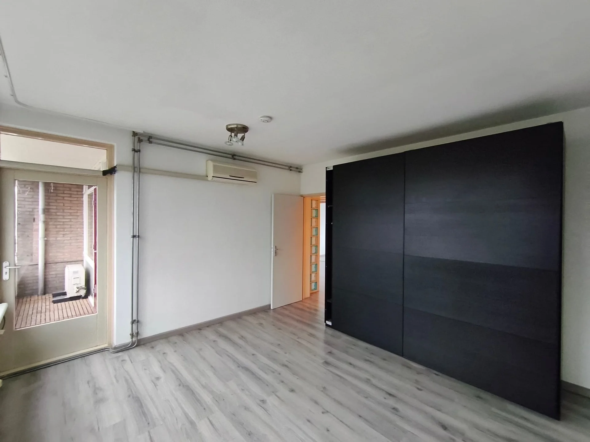 Foto van de Kamer gelegen aan de Swiftstraat in Rotterdam