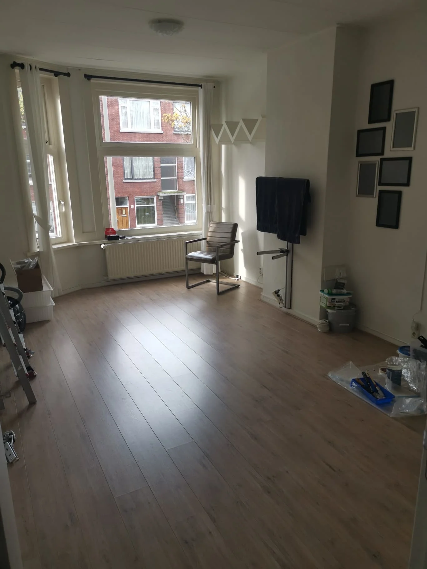 geblurde versie van de foto als achtergrond