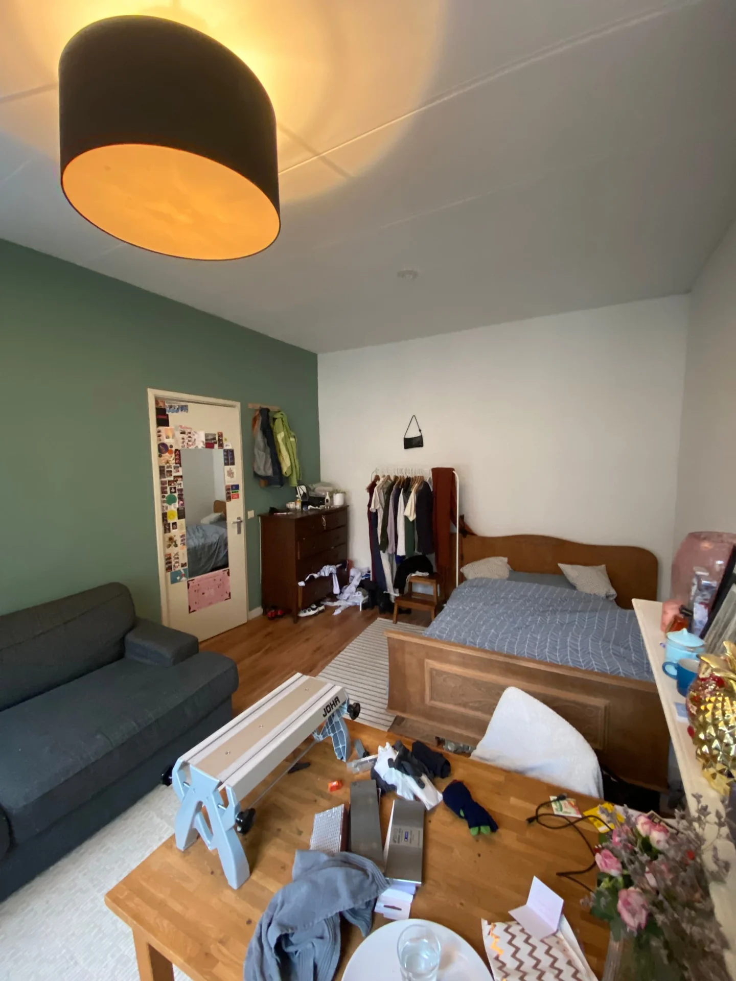 Foto van de Kamer gelegen aan de Helmersstraat in Den Haag