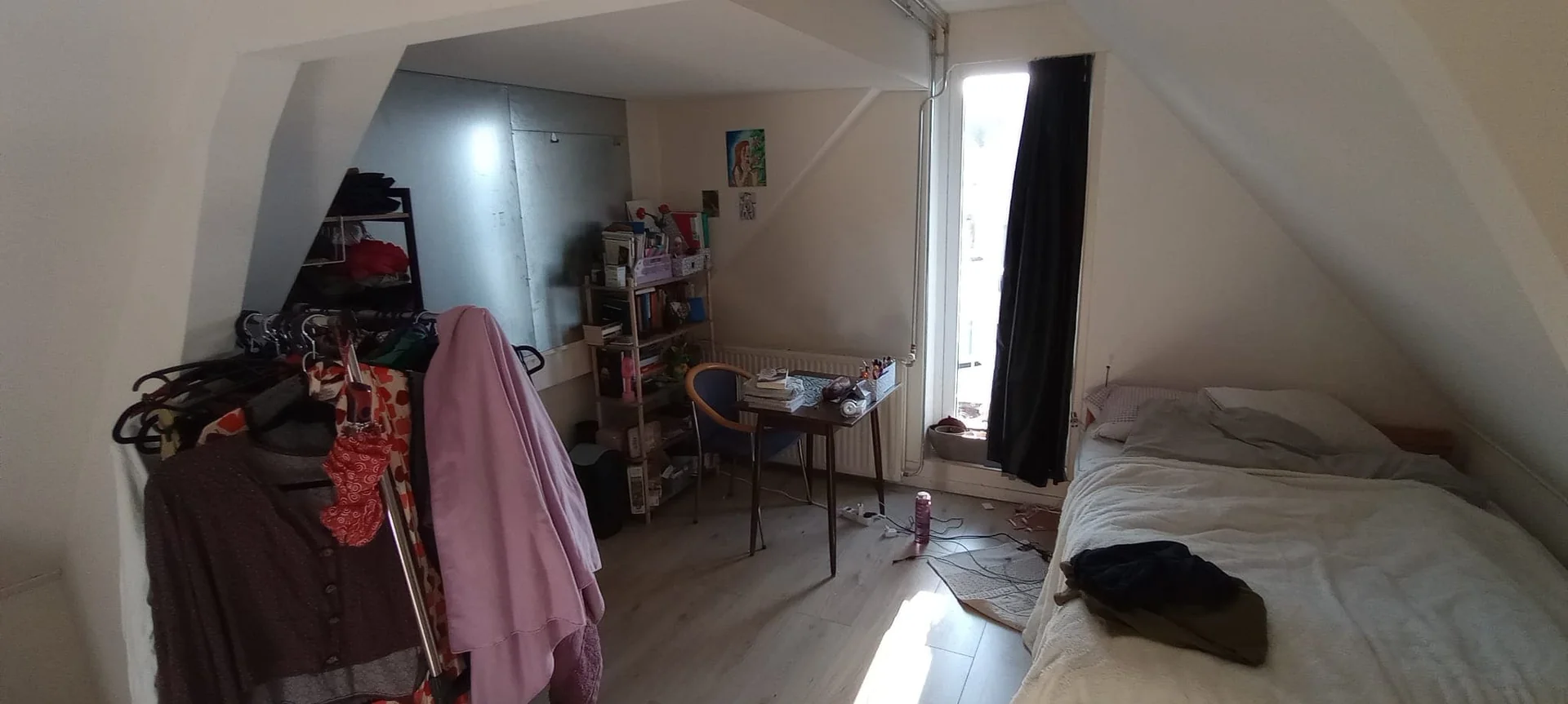 Foto van de Kamer gelegen aan de Gerrit van de Lindestraat in Rotterdam