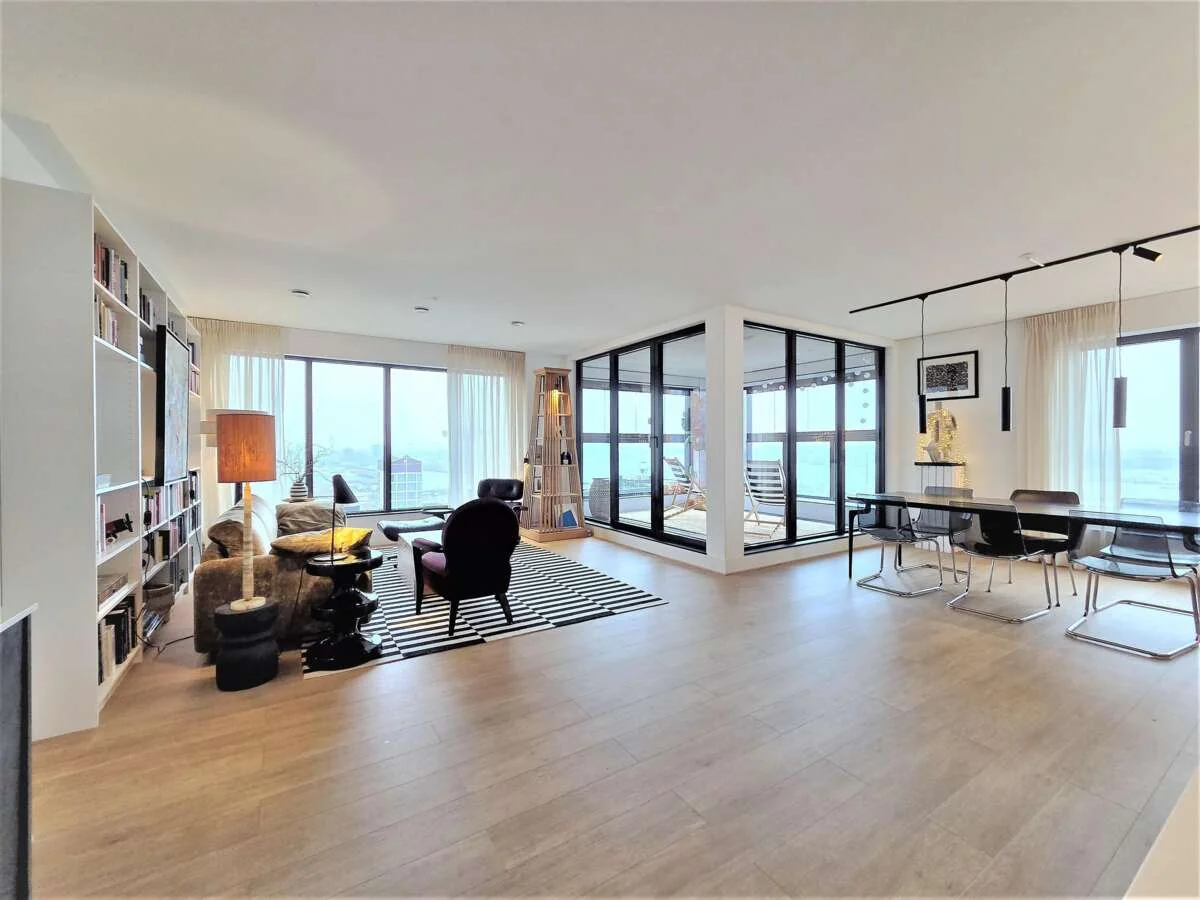 Foto van de Appartement gelegen aan de Hellingstraat in Amsterdam