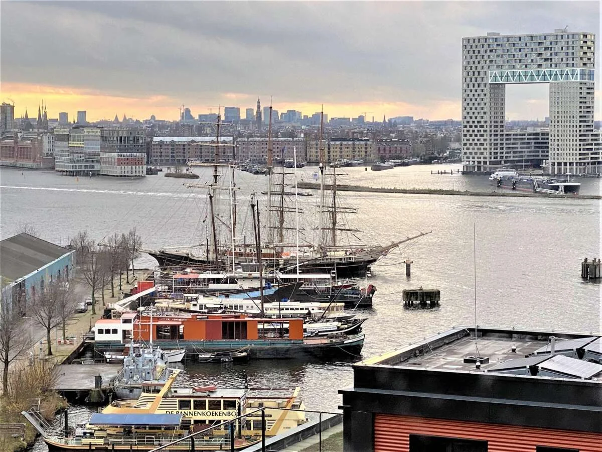 Foto van de Appartement gelegen aan de Hellingstraat in Amsterdam