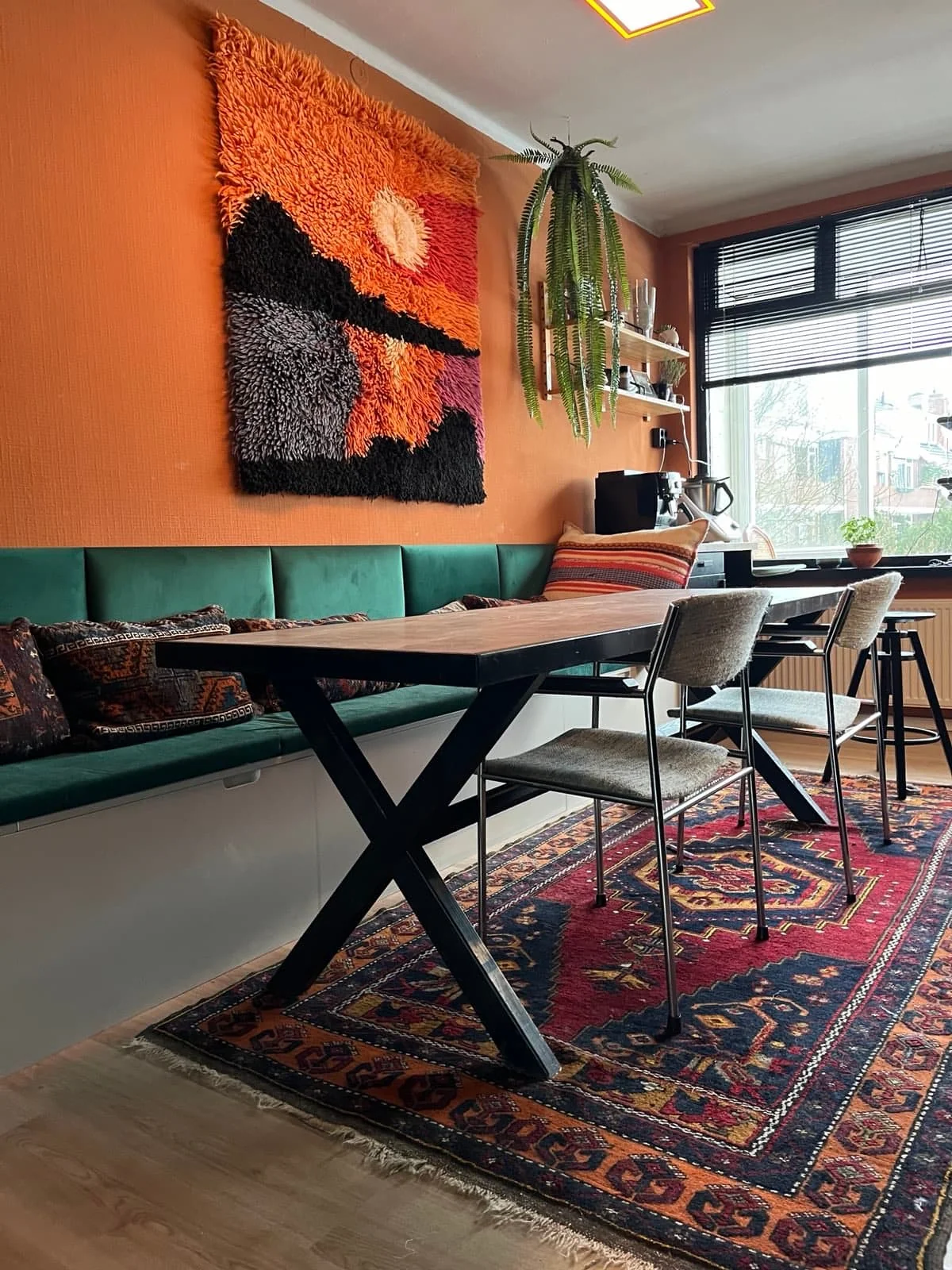 geblurde versie van de foto als achtergrond