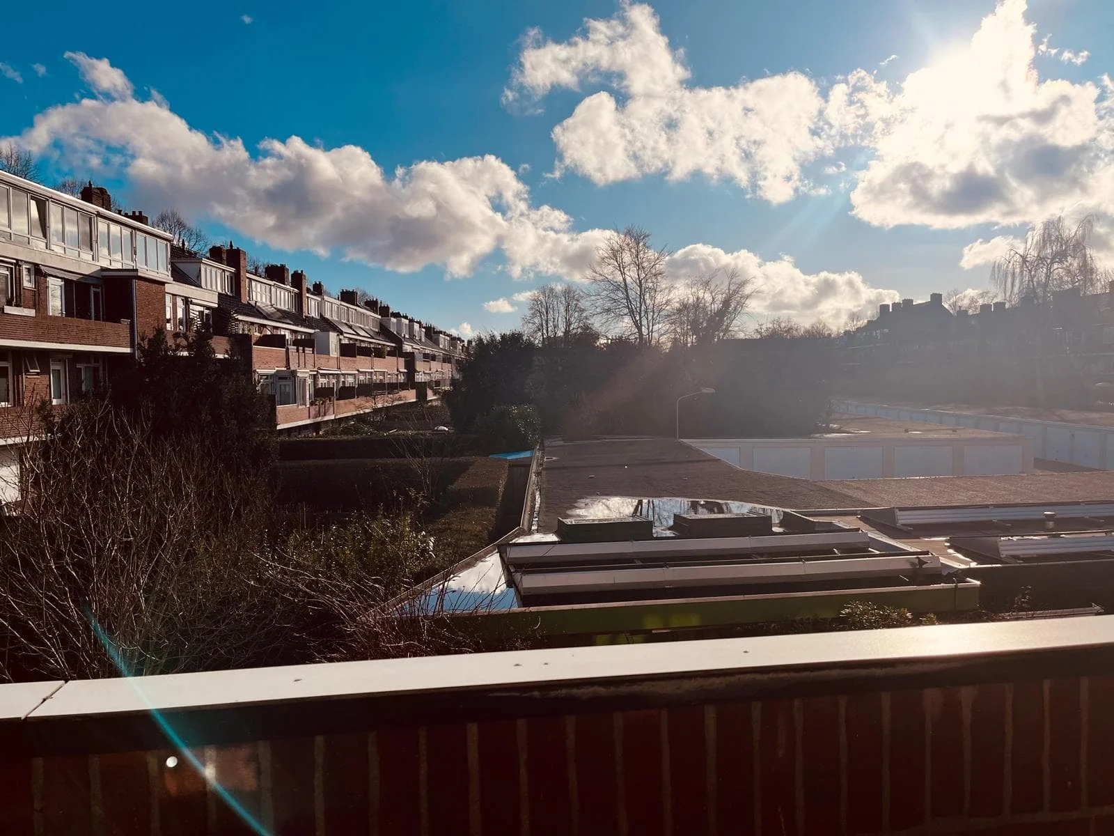 geblurde versie van de foto als achtergrond