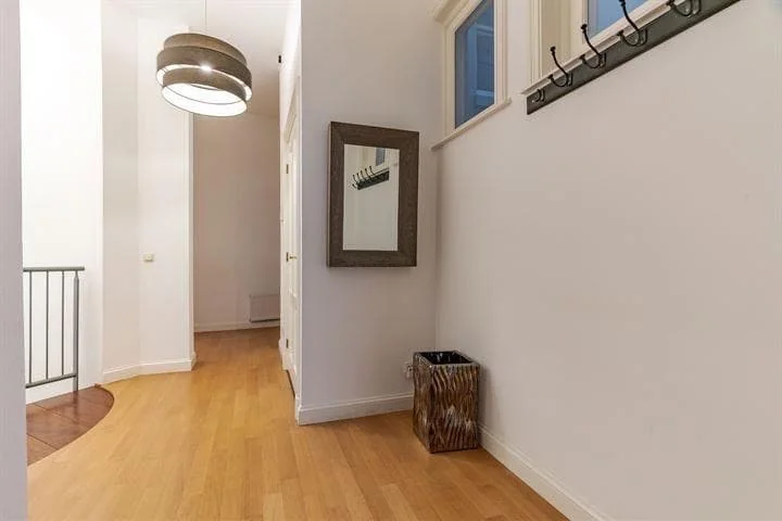 Foto van de Kamer gelegen aan de Kneuterdijk in Den Haag