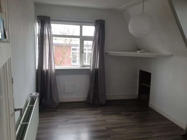 Foto van de Kamer gelegen aan de Johannes Uitenbogaertstraat in Utrecht