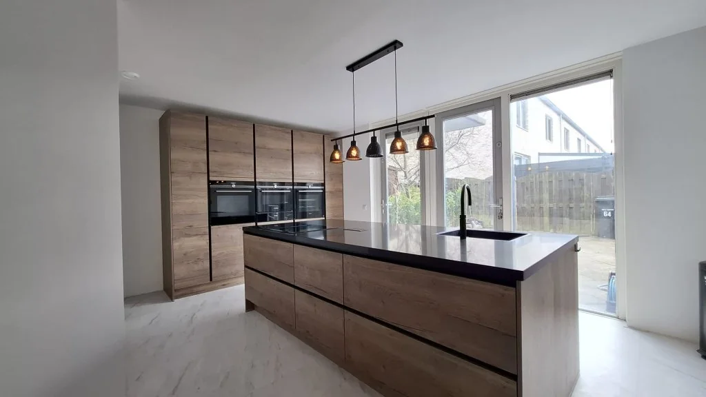 geblurde versie van de foto als achtergrond