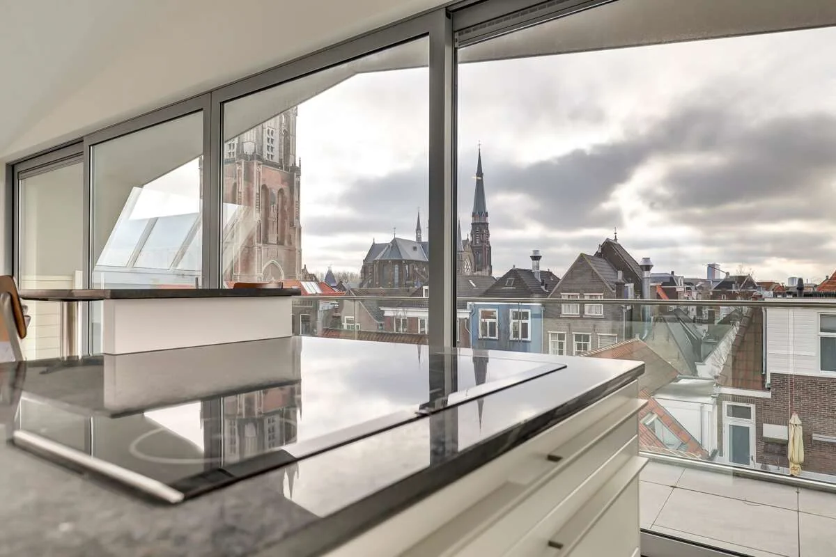 geblurde versie van de foto als achtergrond