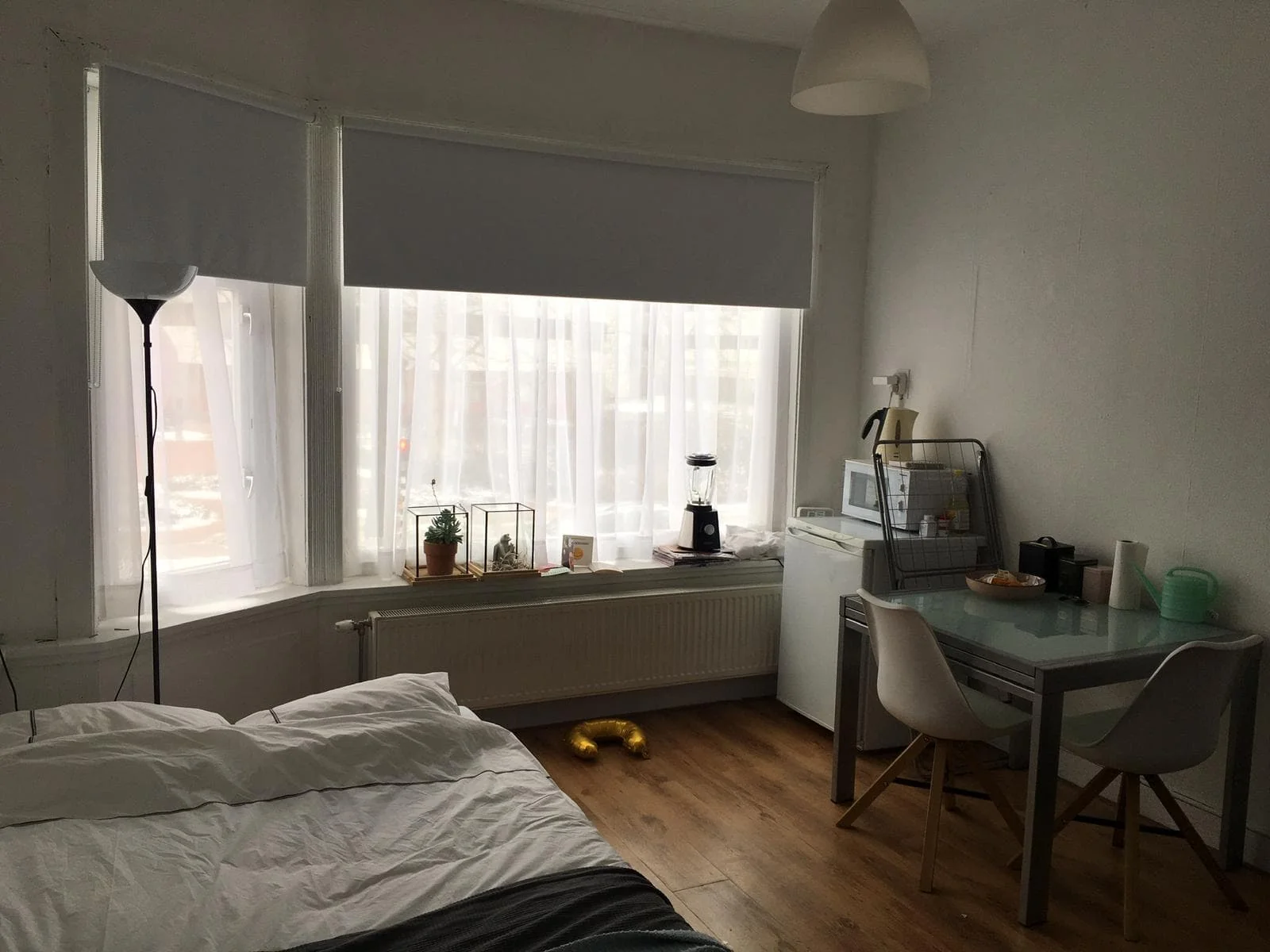 geblurde versie van de foto als achtergrond