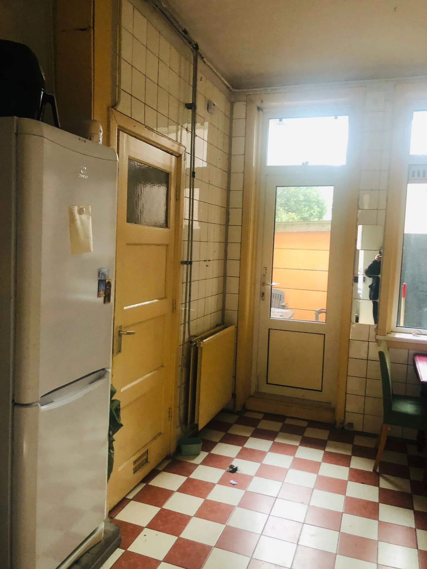 geblurde versie van de foto als achtergrond