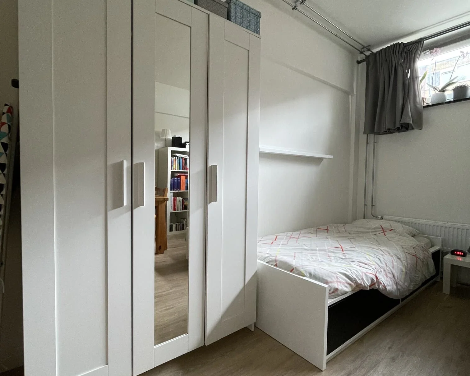 geblurde versie van de foto als achtergrond