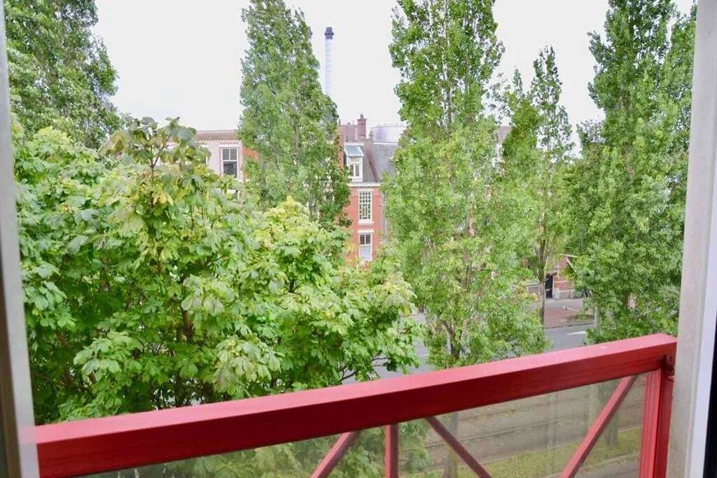 Foto van de Appartement gelegen aan de Waldeck Pyrmontkade in Den Haag