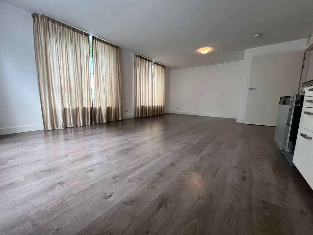 Foto van de Appartement gelegen aan de Meekrapstraat in Rotterdam