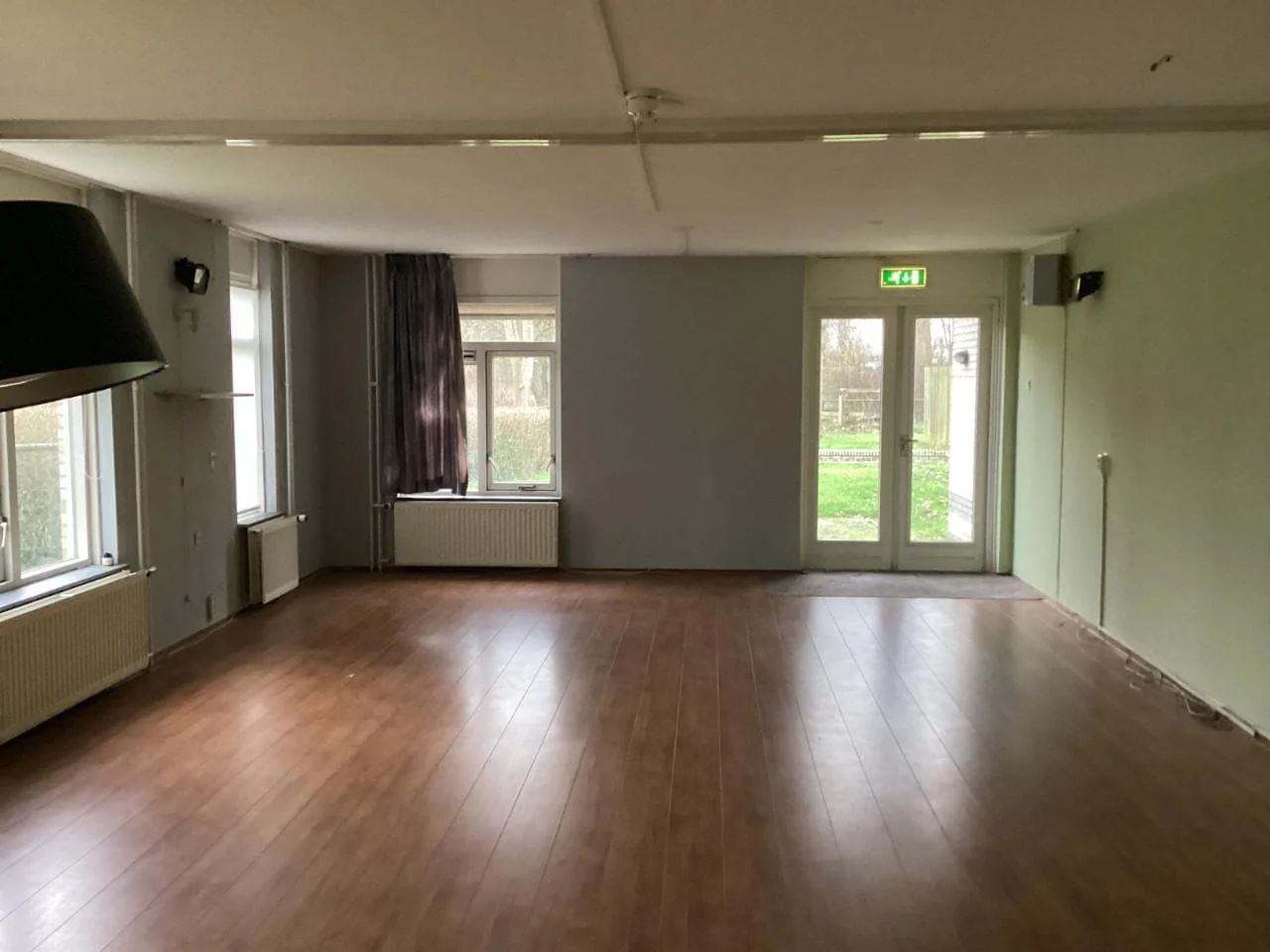 geblurde versie van de foto als achtergrond